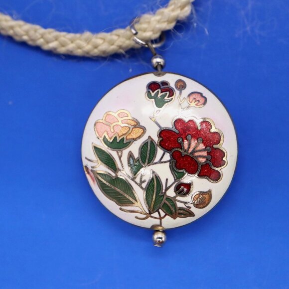 Set of 2 Cloisonne' Necklaces Elephant & Floral Pendant on Cord Vtg Estate Find - Picture 6 of 9